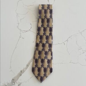 Classic Beige and Navy Patterned Tie